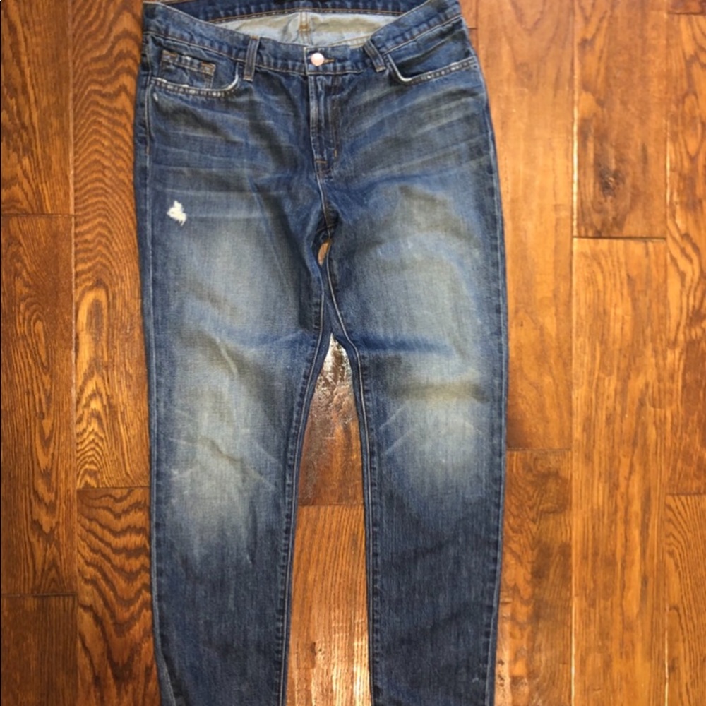 Blue jeans Brand: J BRAND